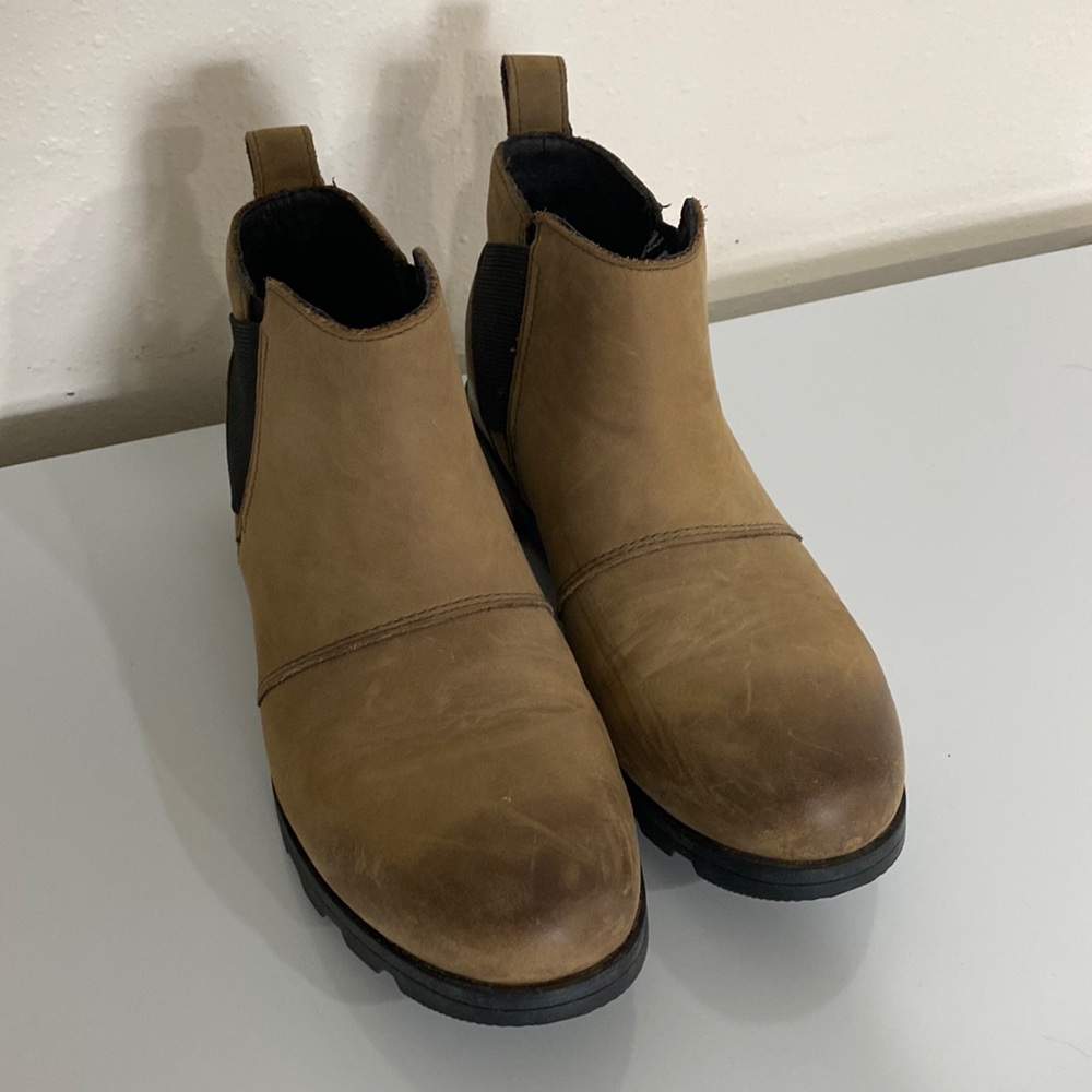 Sorel Women's Emelie Chelsea Boot